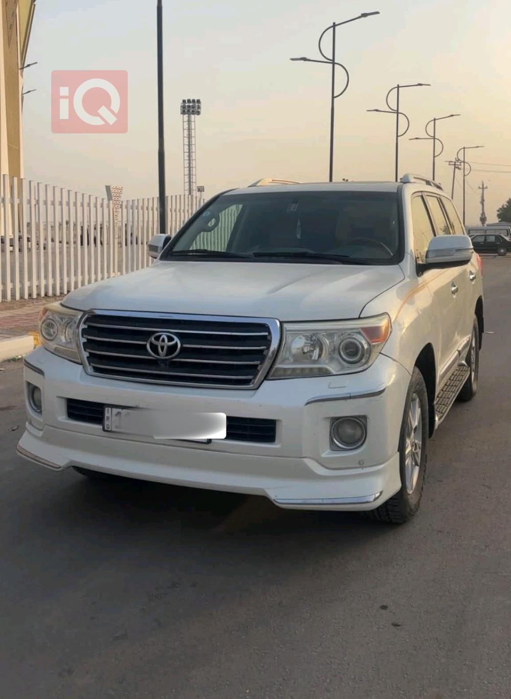 تويوتا لاندكروزر